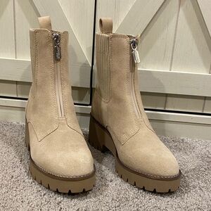 Blondo Sand Tan Suede Waterproof Zip Front Ankle Bootie Boots Size 7